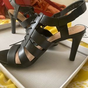 black franco sarto leather healed sandals
